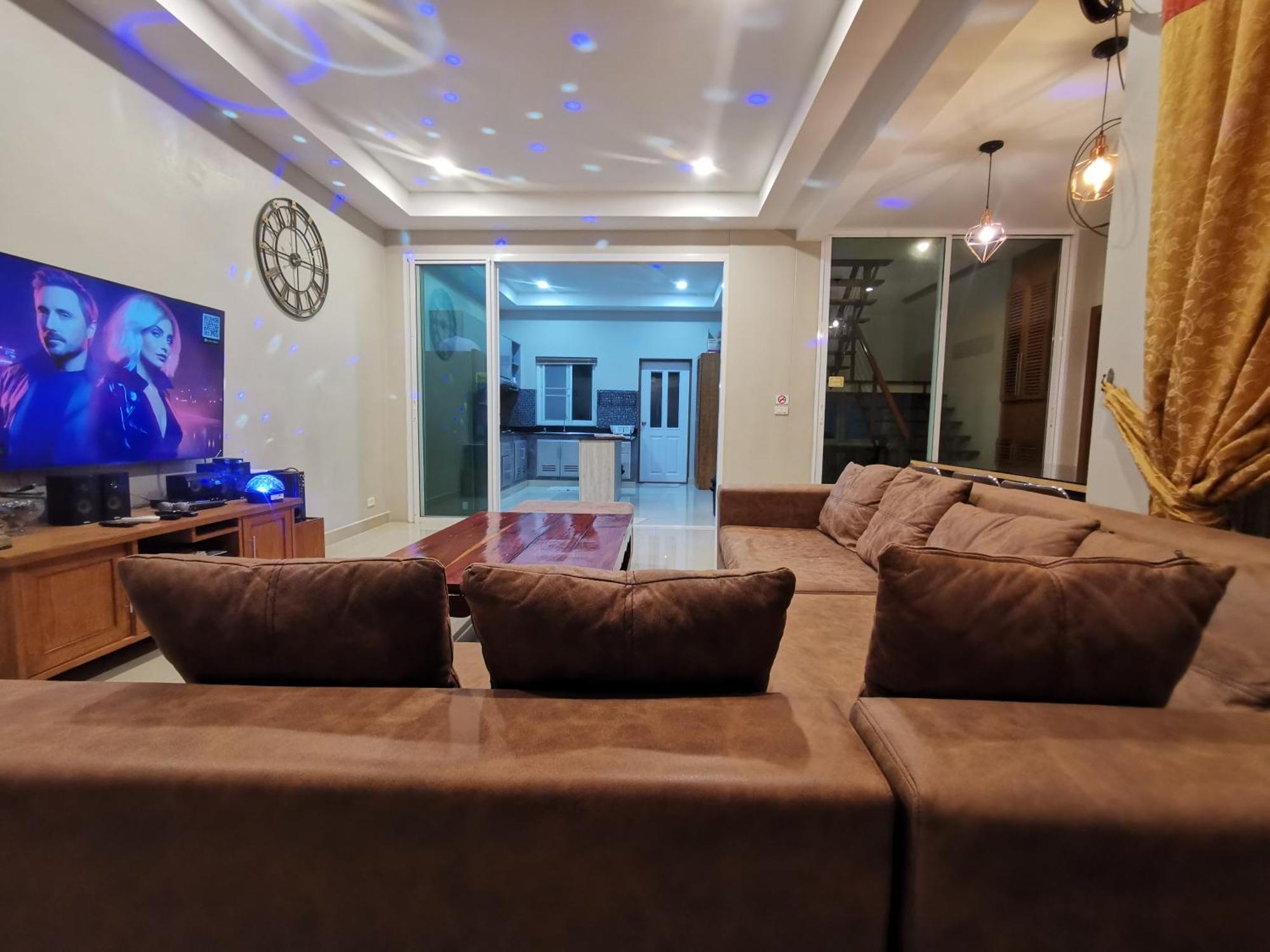 Thepprasit Cosy Villa Джомтиен Бийч Екстериор снимка