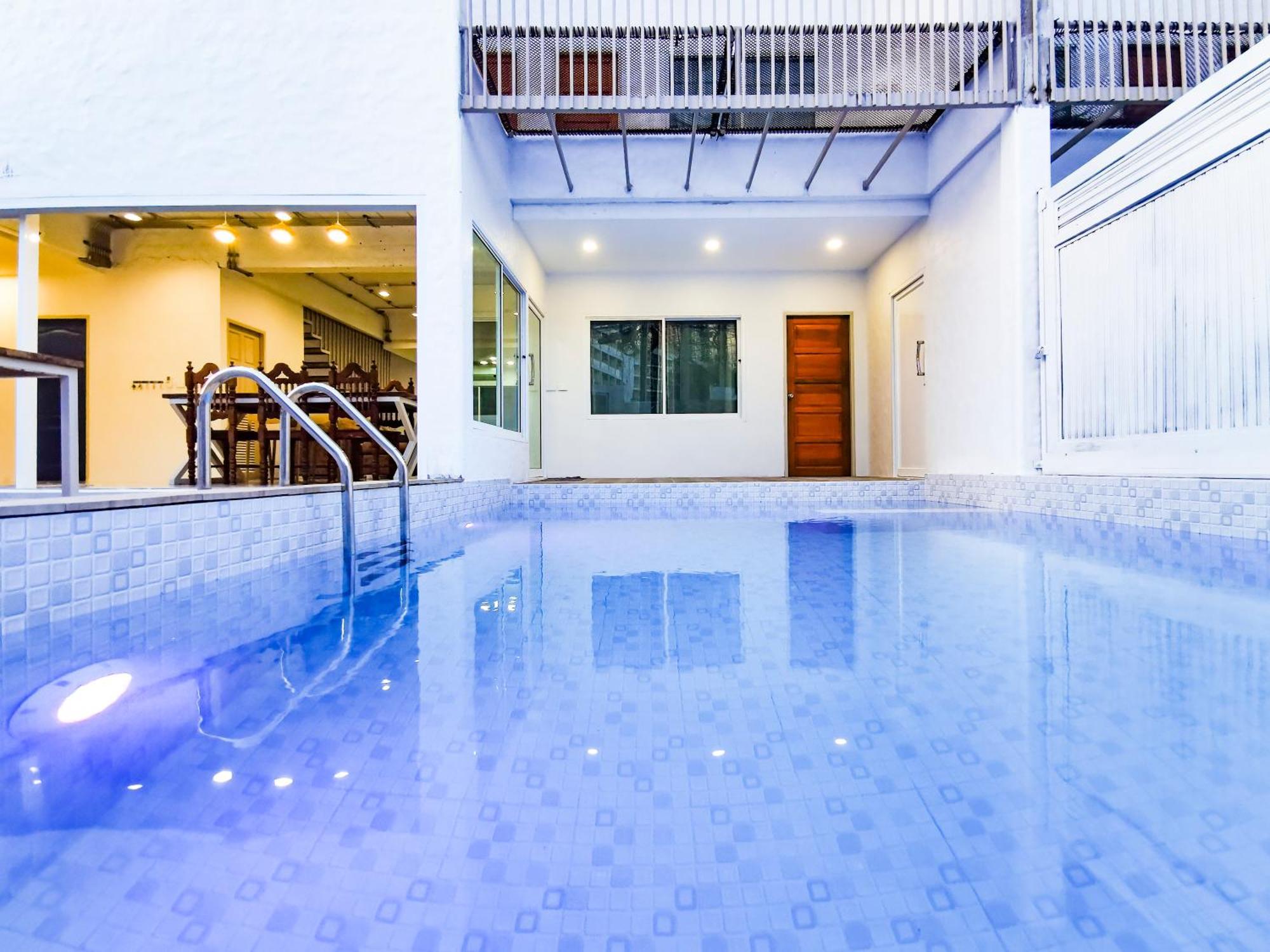 Thepprasit Cosy Villa Джомтиен Бийч Екстериор снимка