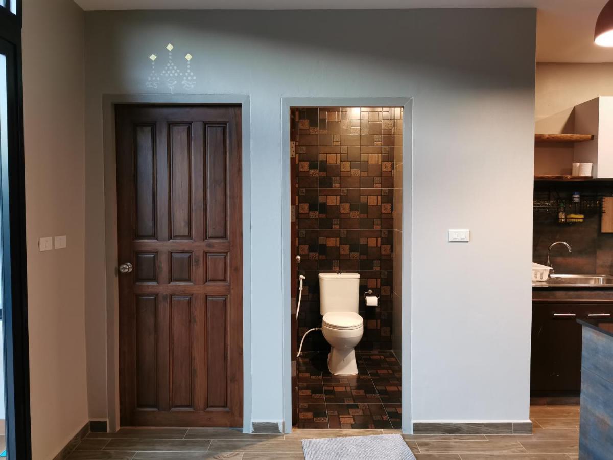 Thepprasit Cosy Villa Джомтиен Бийч Екстериор снимка